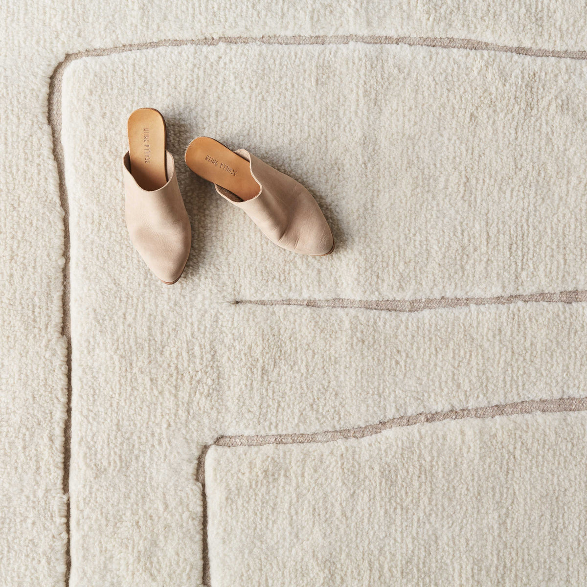 Ishir Hand-Knotted Area Rug - Image 4