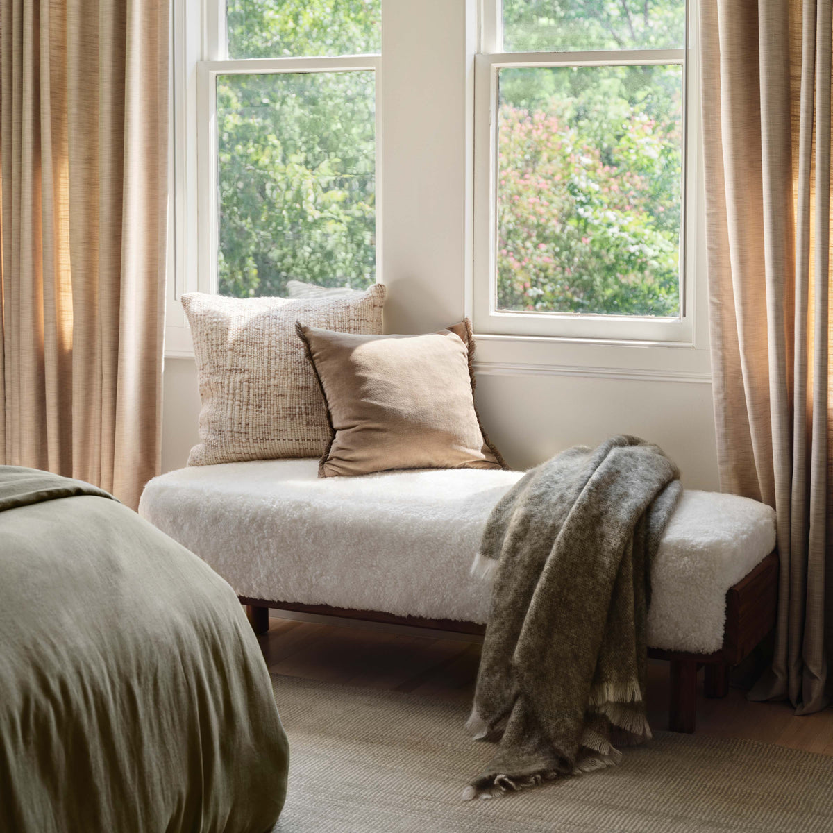 Isidora Pillow - Image 5