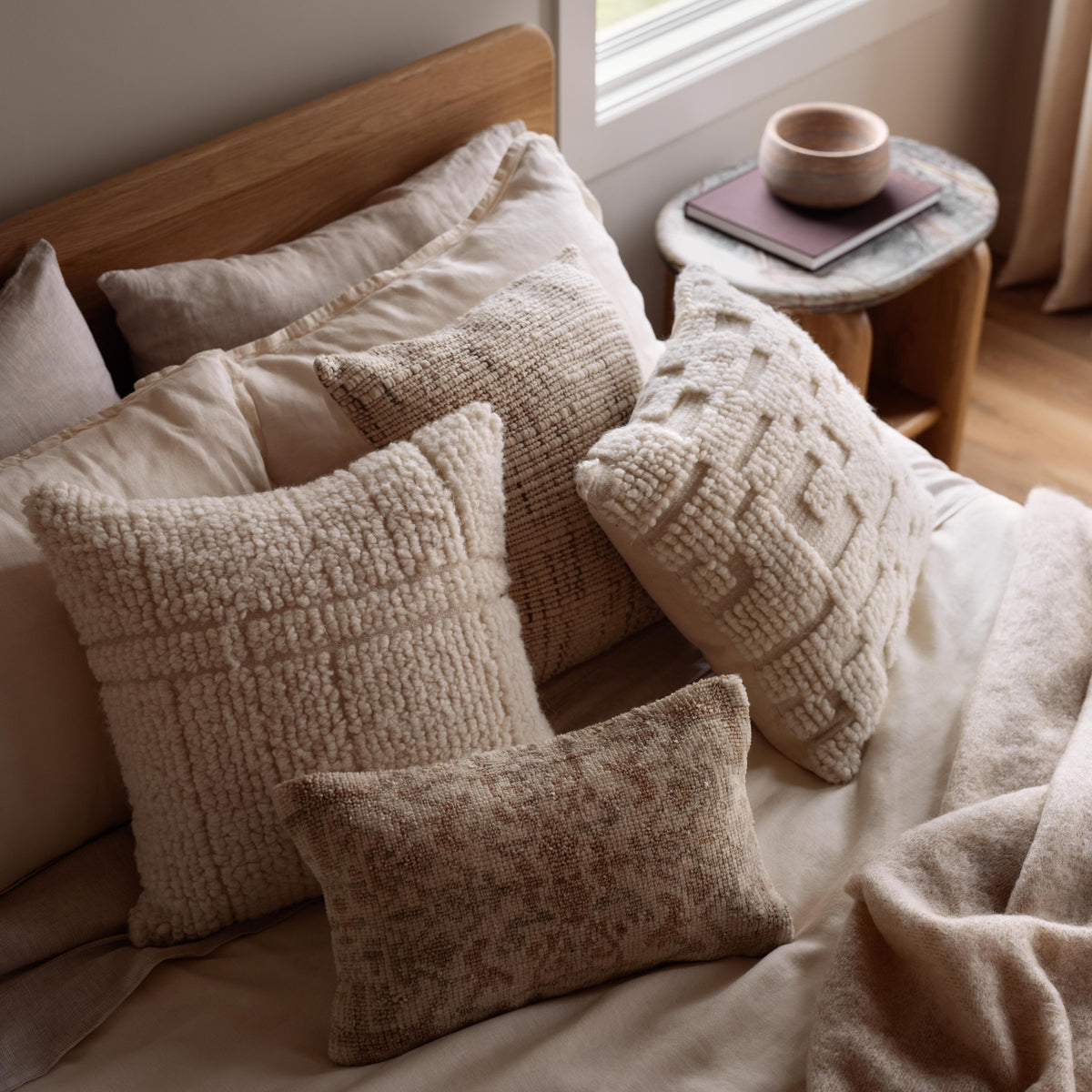 Isidora Pillow - Image 2