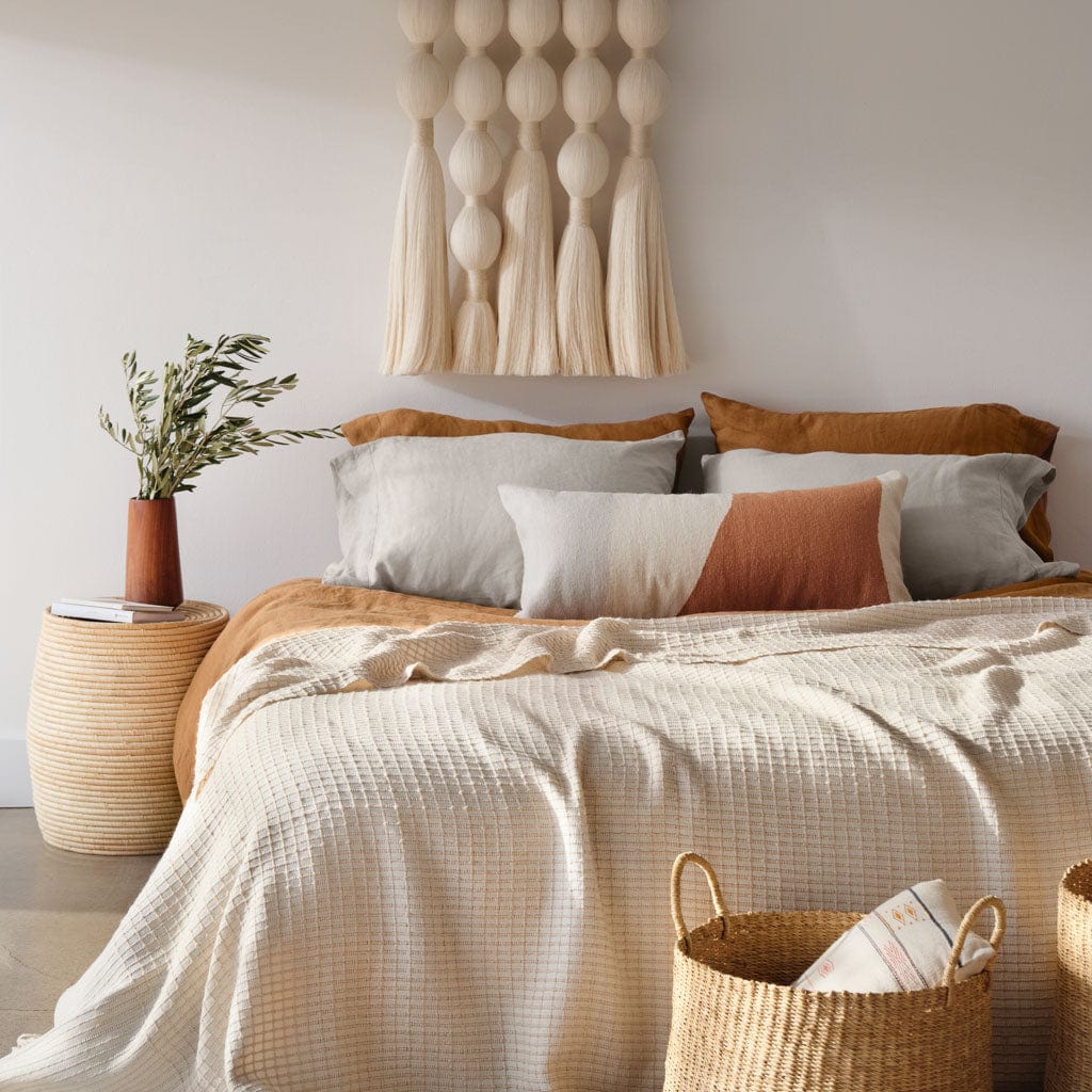 Las Colinas Lumbar Pillow - Image 2