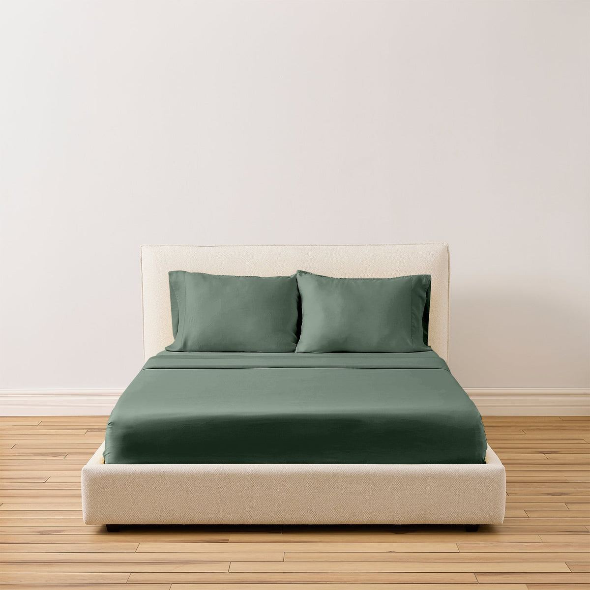 Breeze Fitted Sheet - Monstera