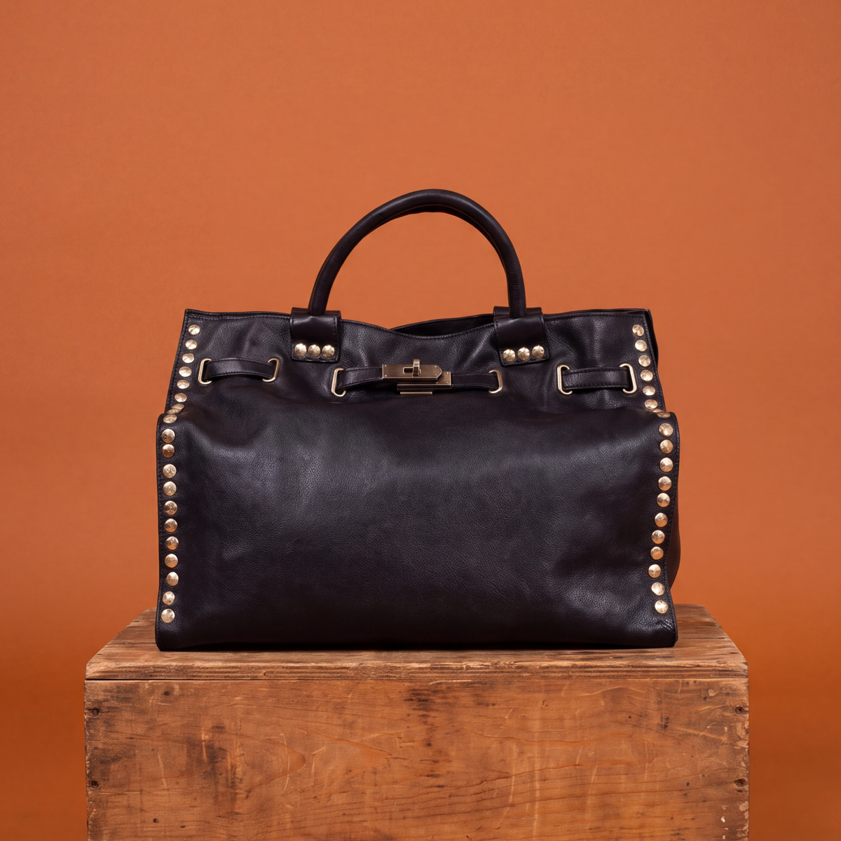 Mare Milled Leather Crossbody Bag - Image 9