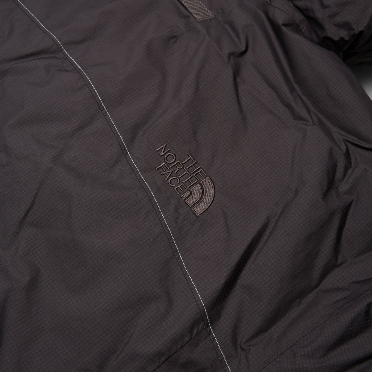 The North Face DryVent Reversible Down Jacket (Lead/TNF Black) - Image 6