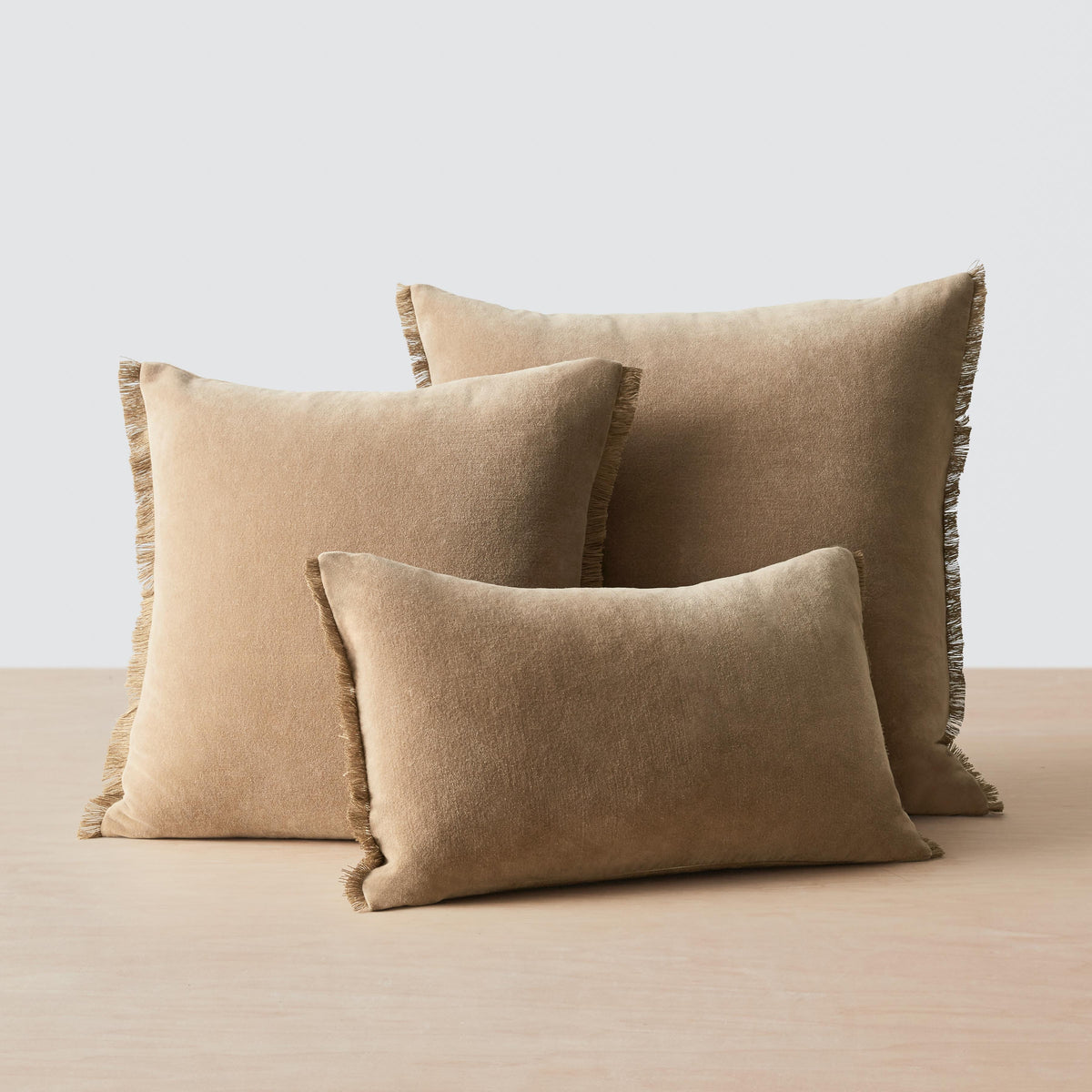 Naveta Velvet Small Lumbar Pillow - Image 12