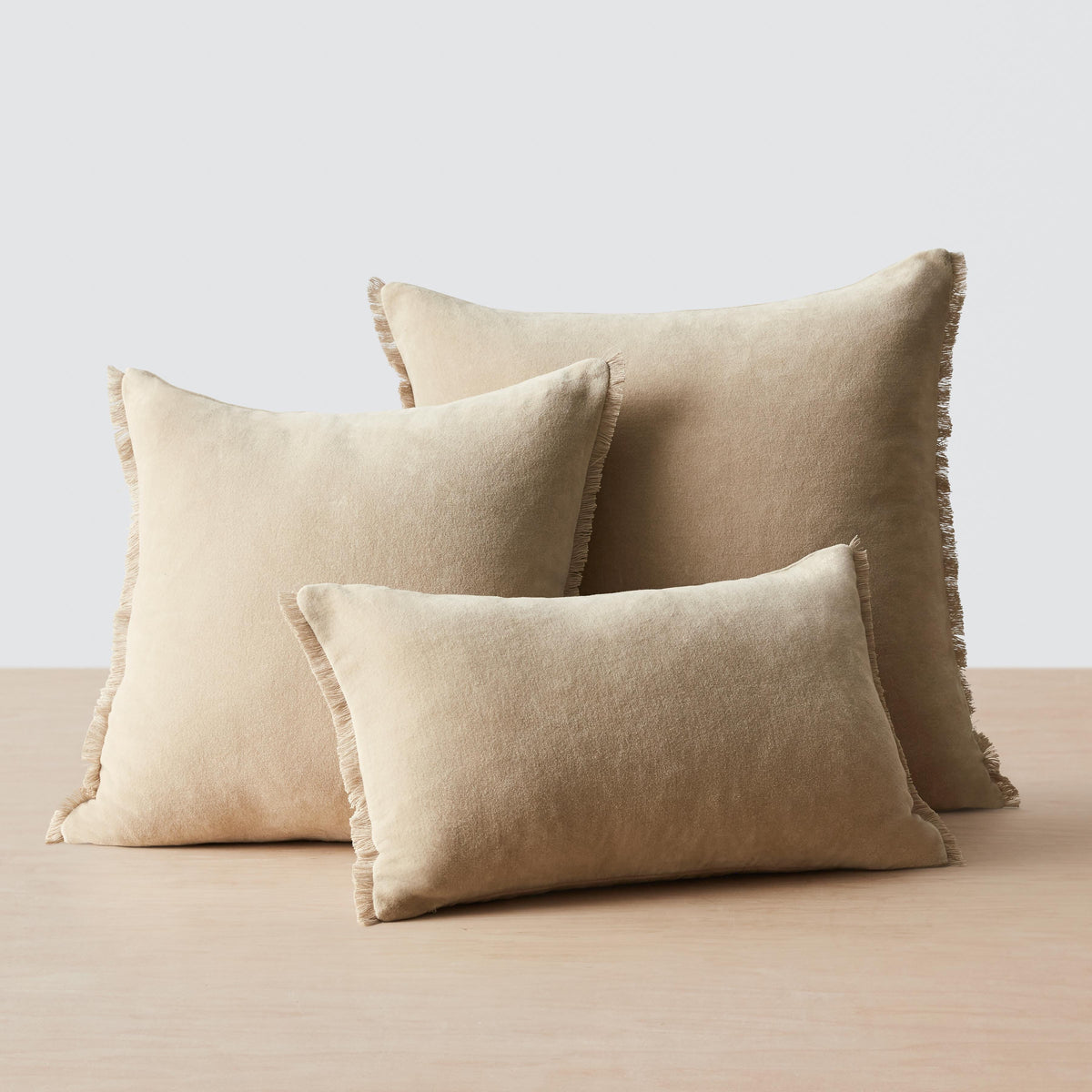 Naveta Velvet Pillow - Image 17