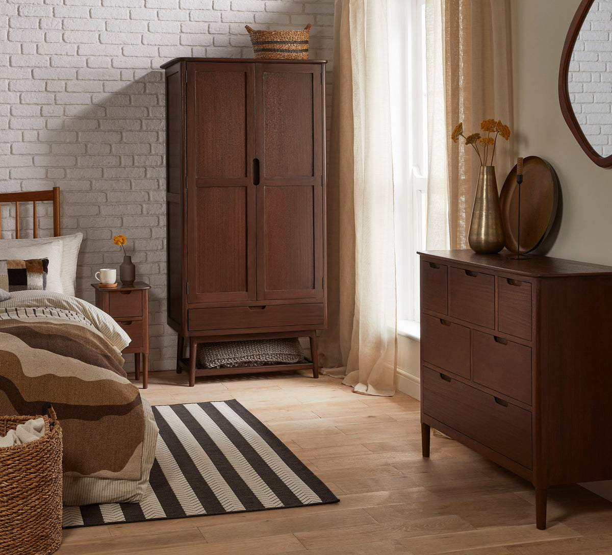 Norway Dark Walnut Wardrobe - Image 3