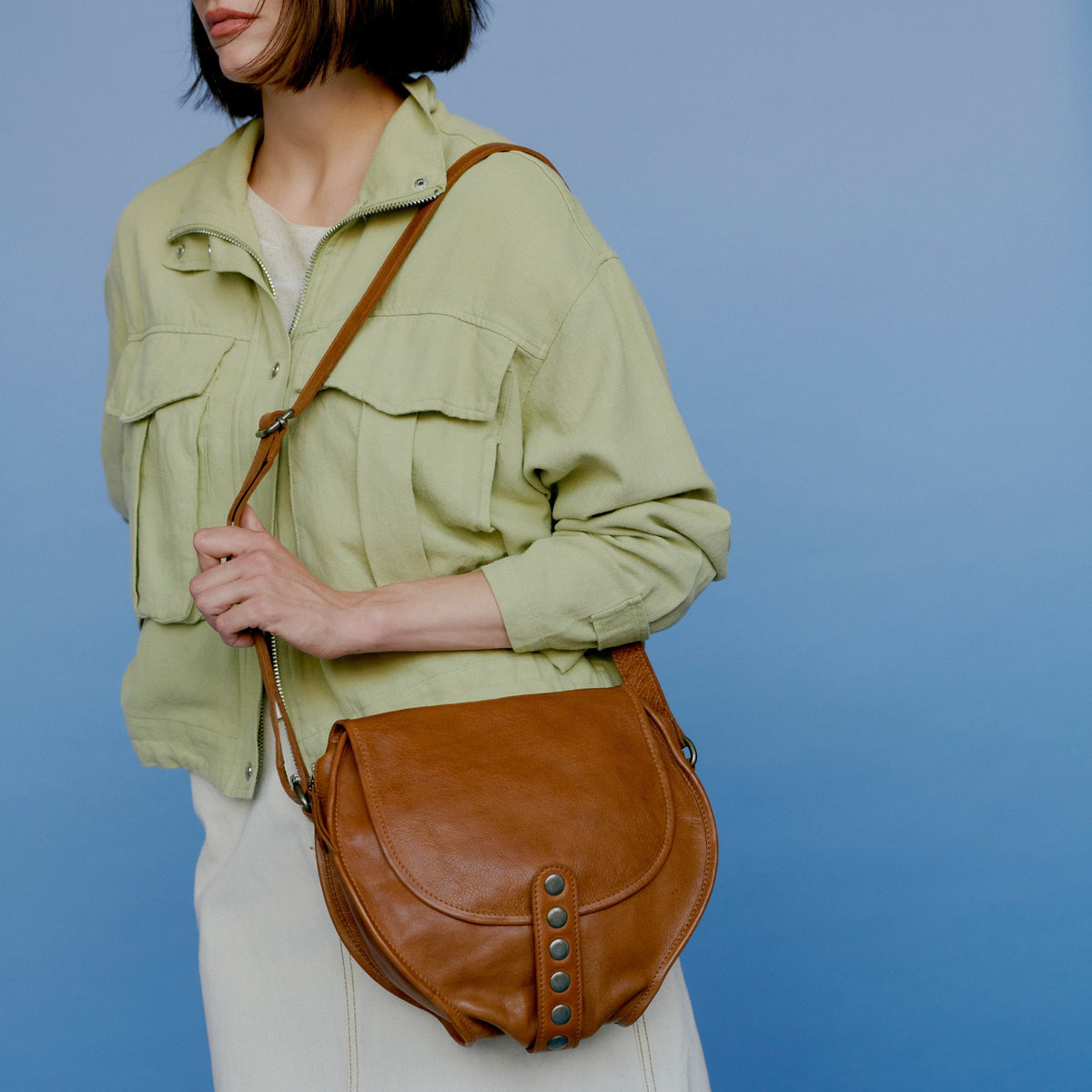 Camino Leather Crossbody Bag - Image 4