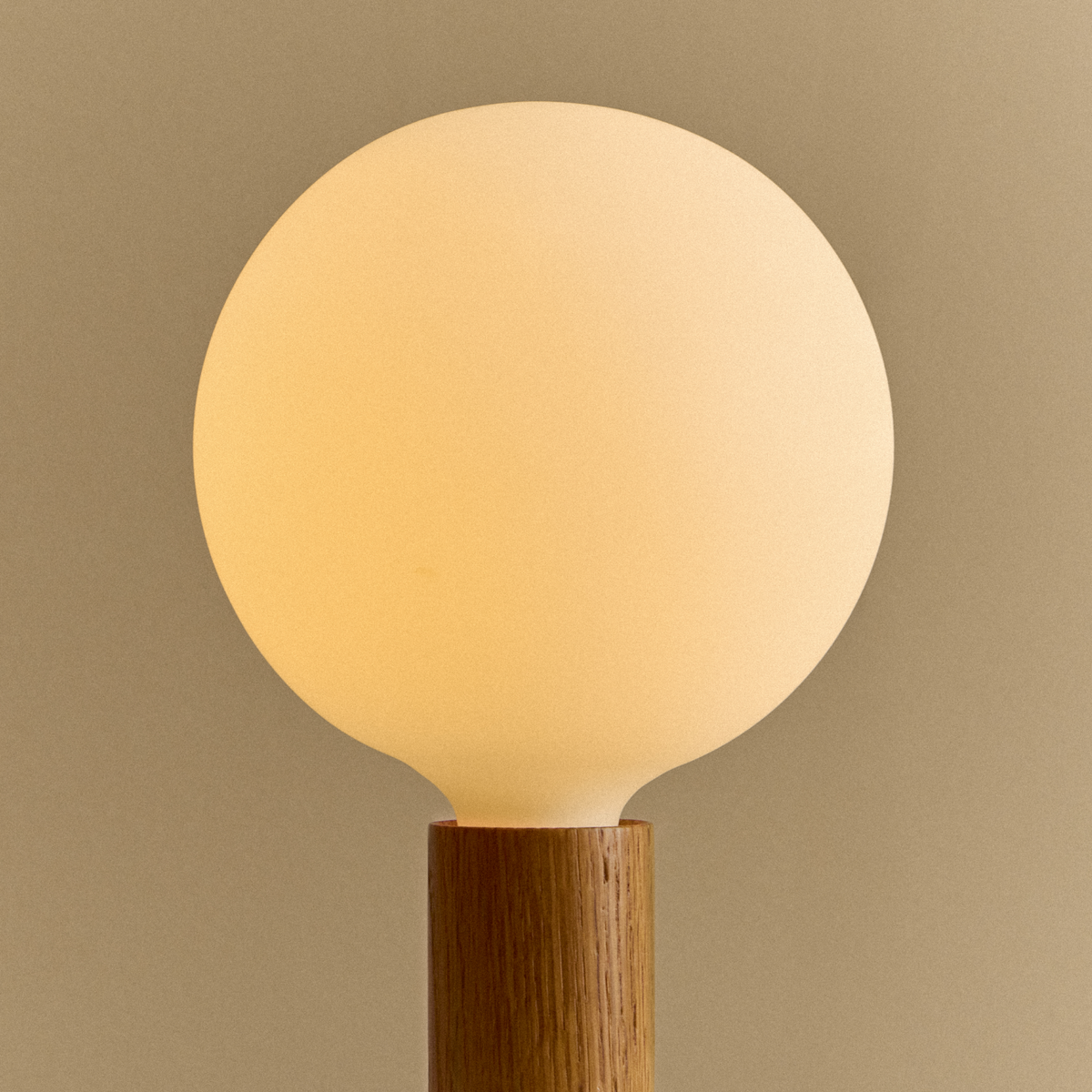 Knuckle Table Lamp in Oak + Sphere IV - Image 6