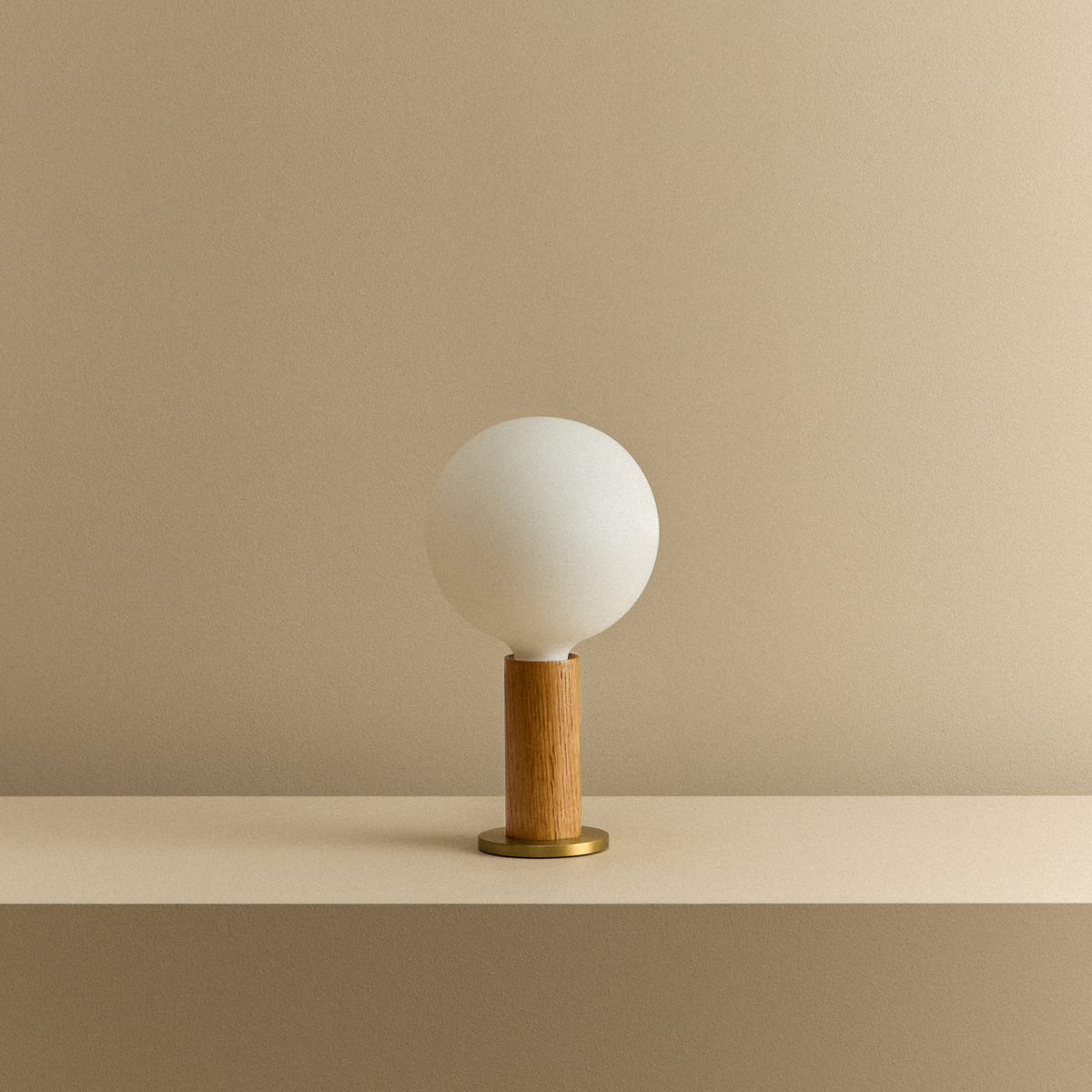 Knuckle Table Lamp in Oak + Sphere IV - Image 9