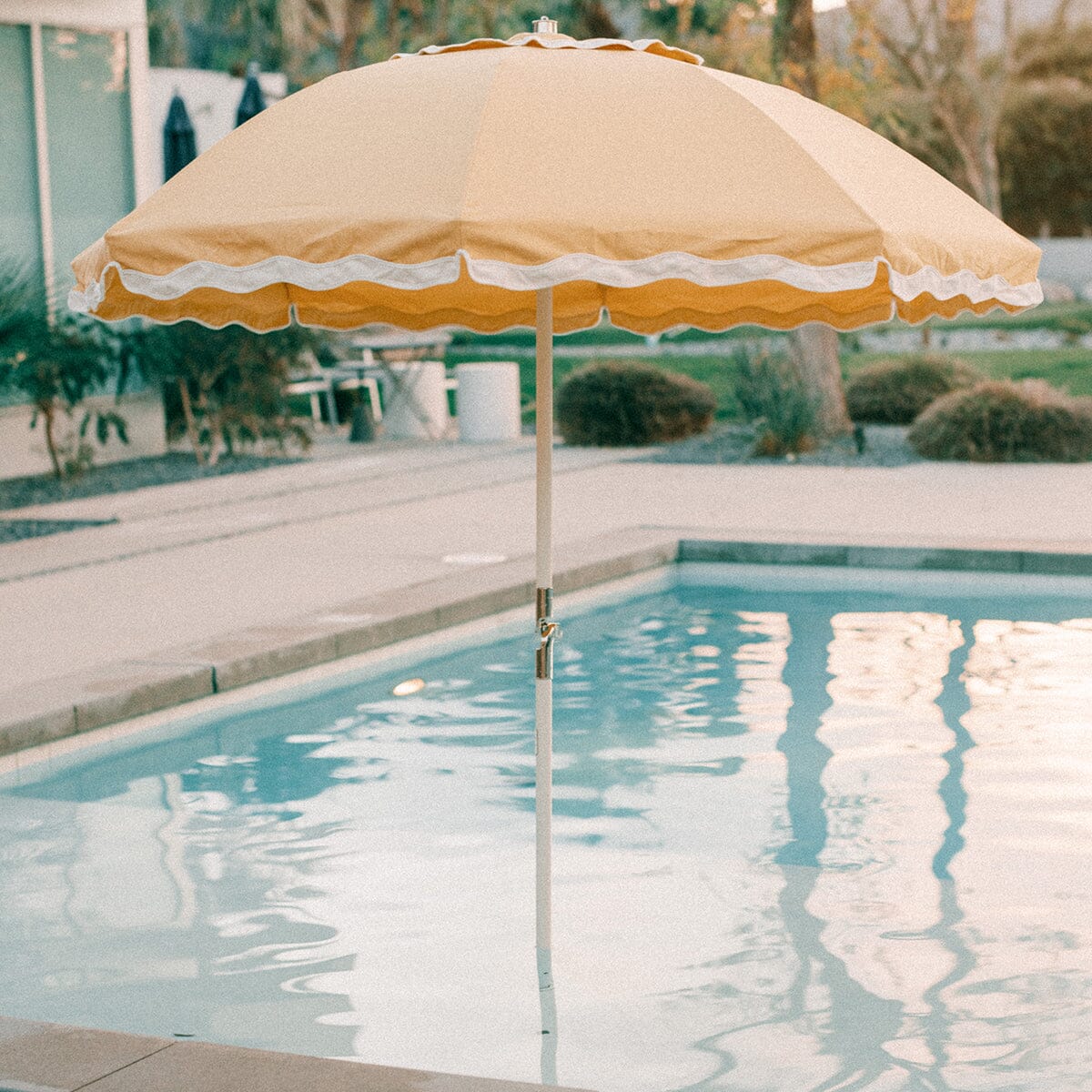 The Club Umbrella - Image 2