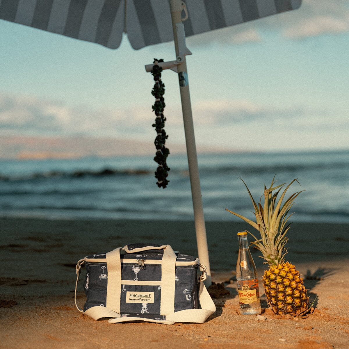 The Volcano Cooler Bag - Image 7