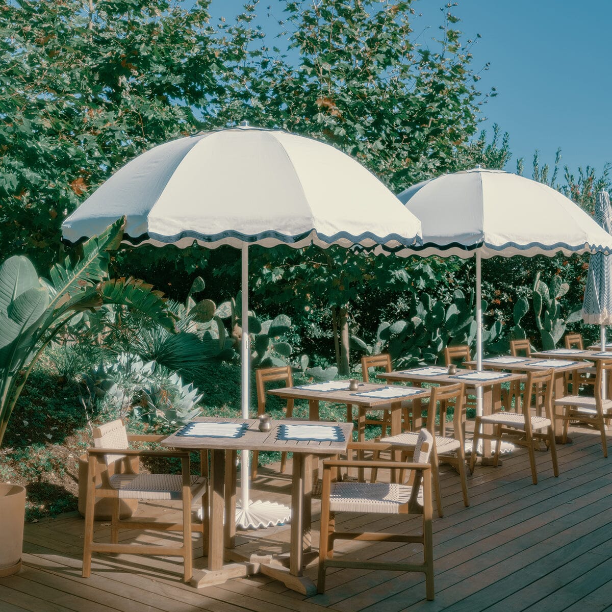 The Patio Umbrella - Image 10
