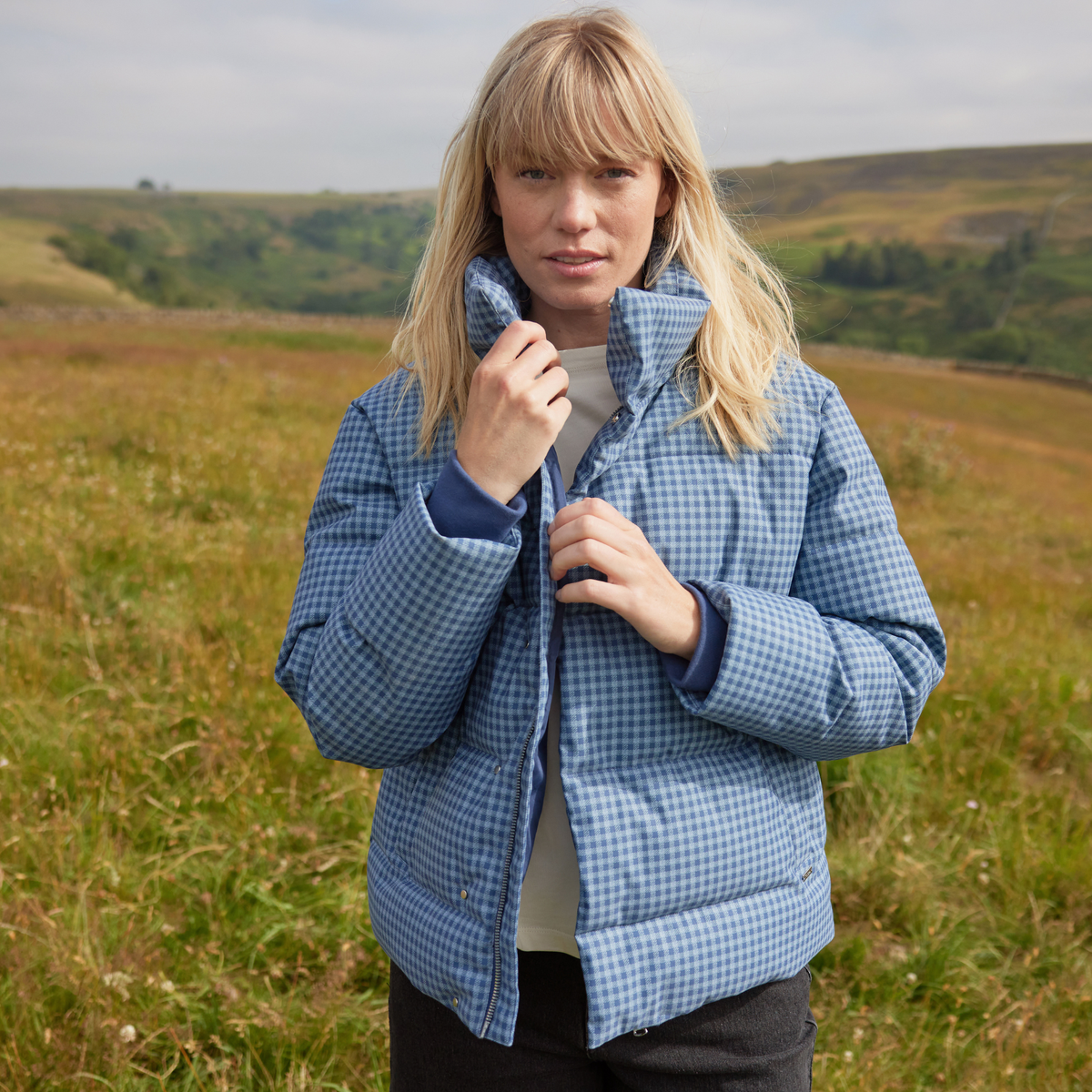 Radcliffe Womens Gingham Check Insulated Padded Jacket - Navy/Grey Gingham - Image 2