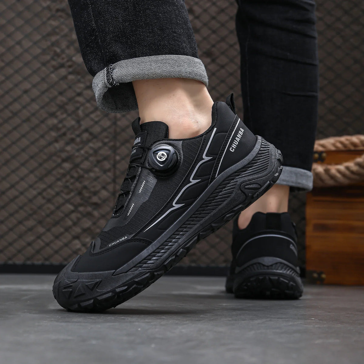 Breathable Non-Slip Trail Men's Hiking Shoes - Image 2