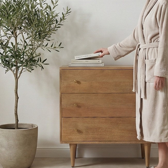 Scandinavian Light Walnut Oslo Chest of 3 Drawers - Image 3