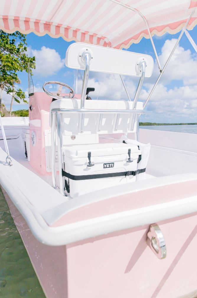 Palm Yacht - Image 9