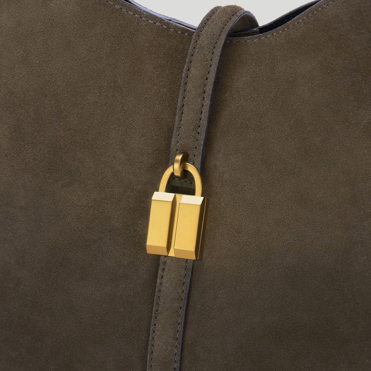 The Large Siena Bucket - Image 2