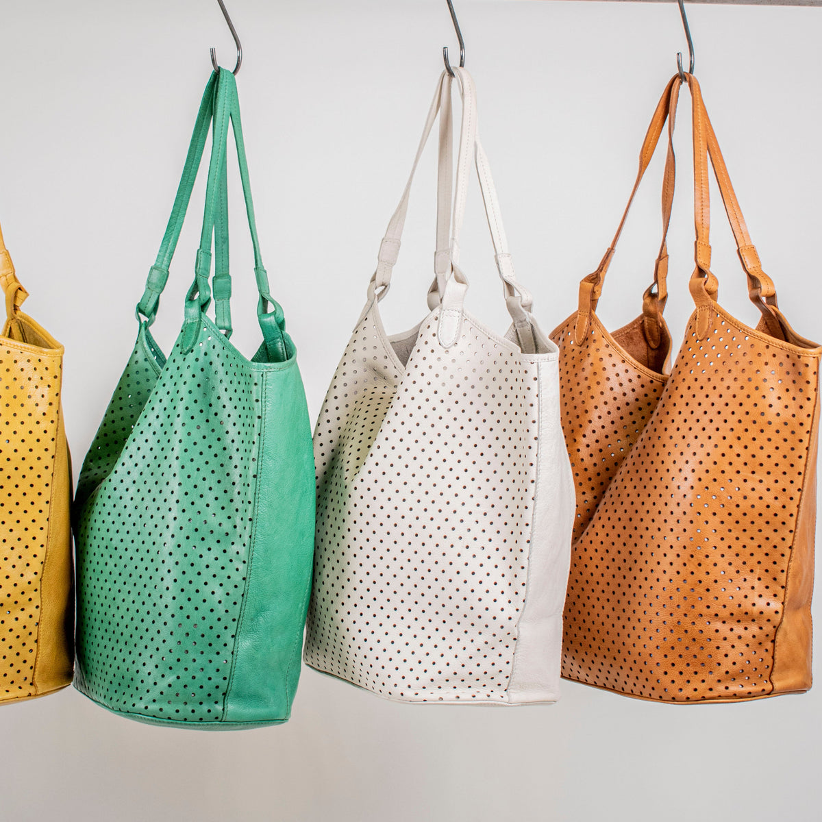 Tour Leather Tote Bag - Image 14
