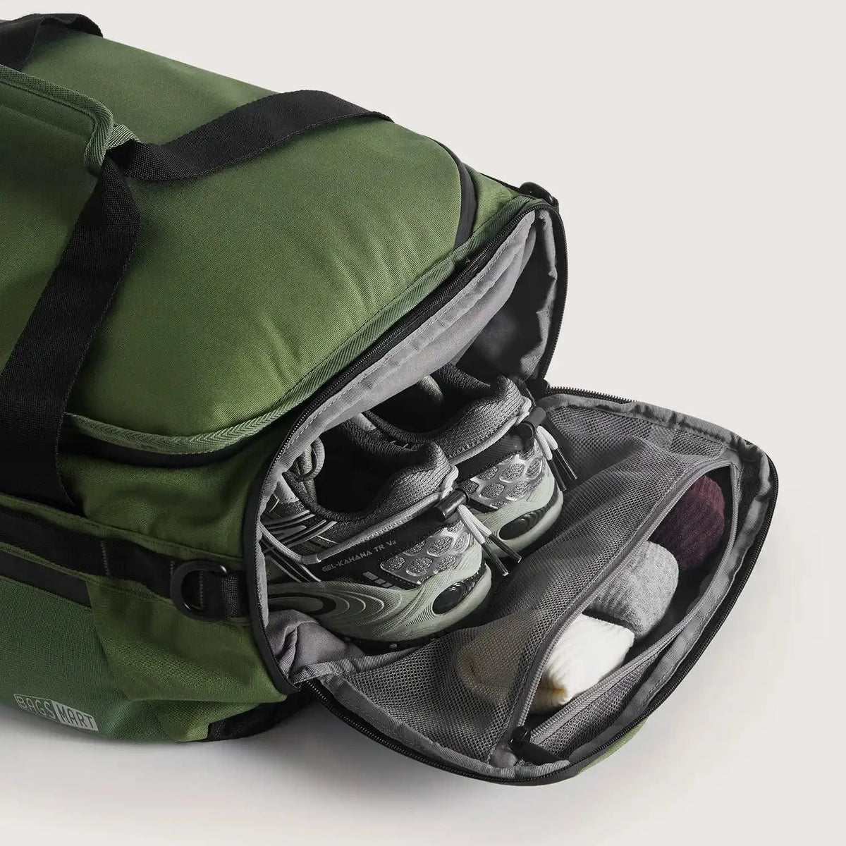 Paz 43L Duffle Backpack - Image 13