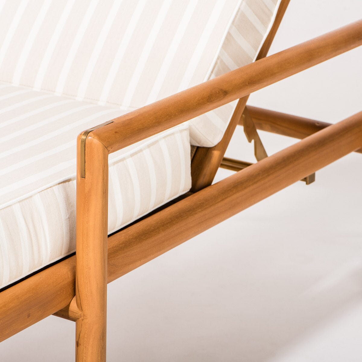 The WES Sun Lounger Frame - Image 7
