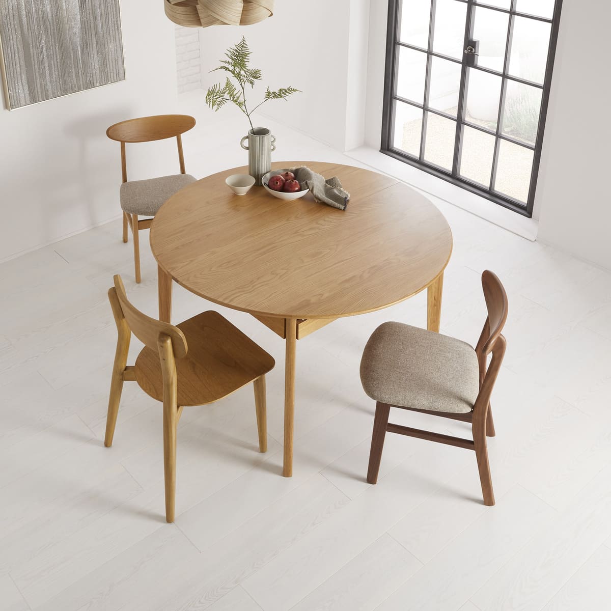 Wright Oak Round Extendable Dining Table - Image 3