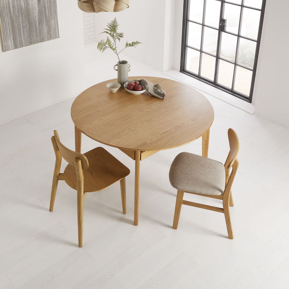 Wright Oak Round Extendable Dining Table