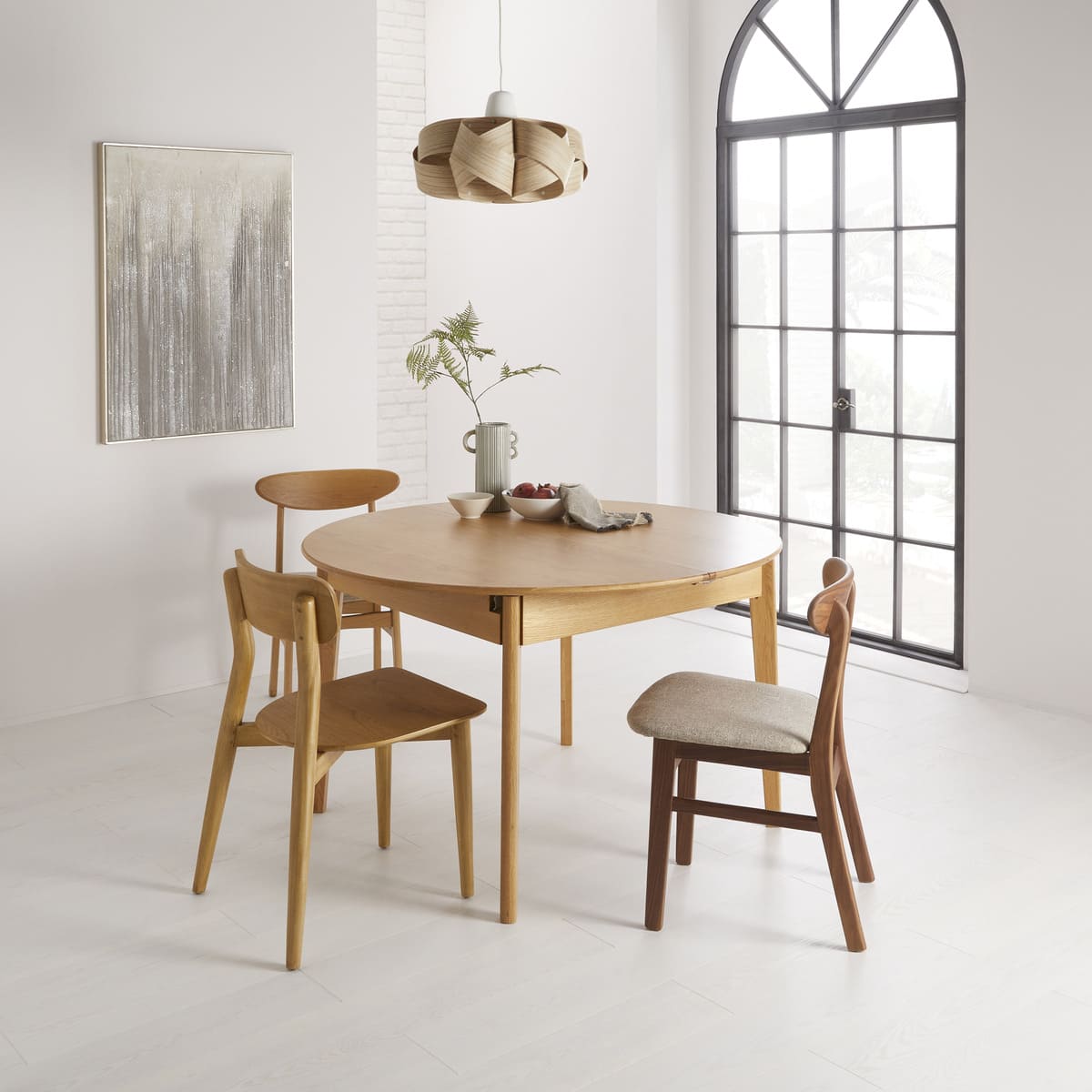 Wright Oak Round Extendable Dining Table - Image 4