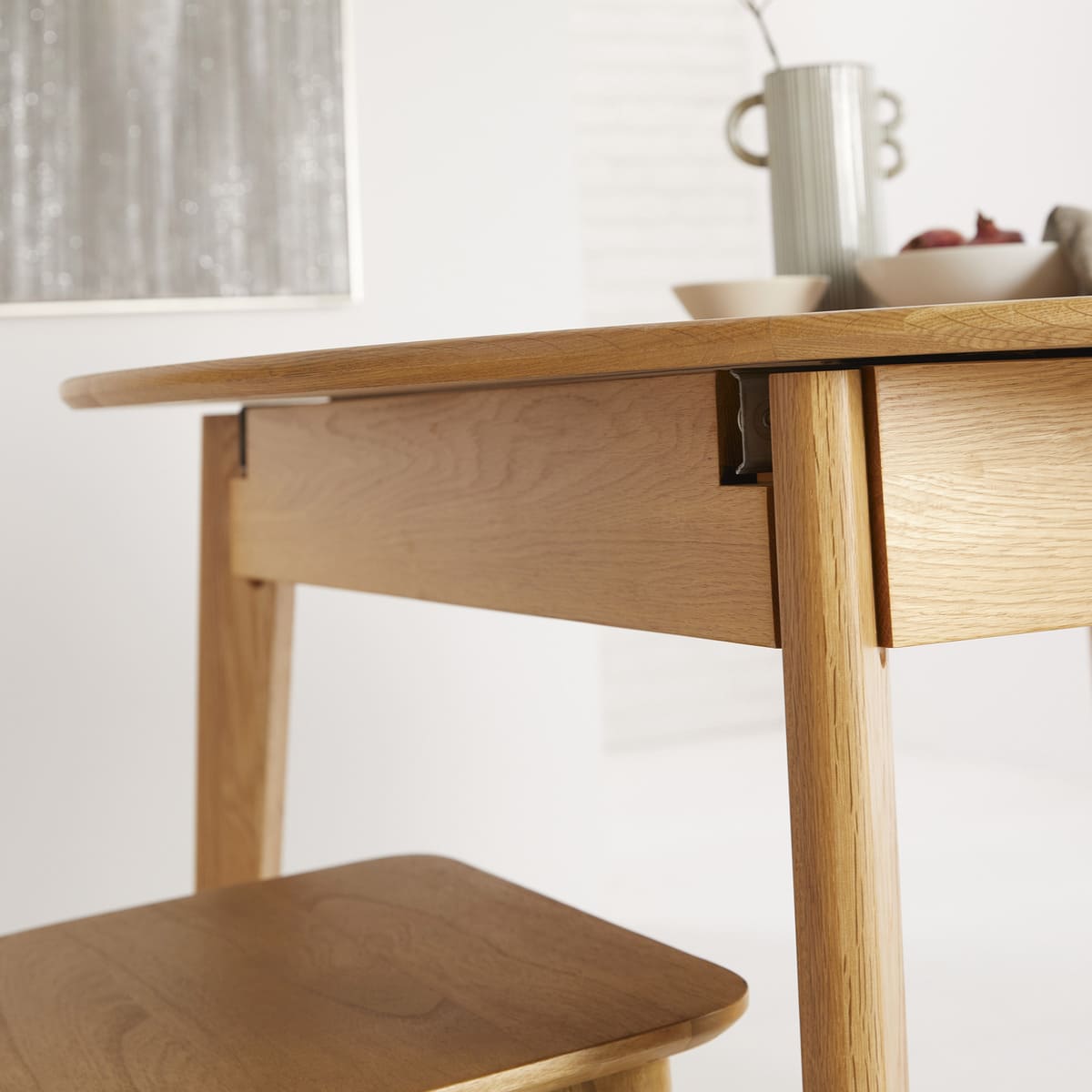 Wright Oak Round Extendable Dining Table - Image 19