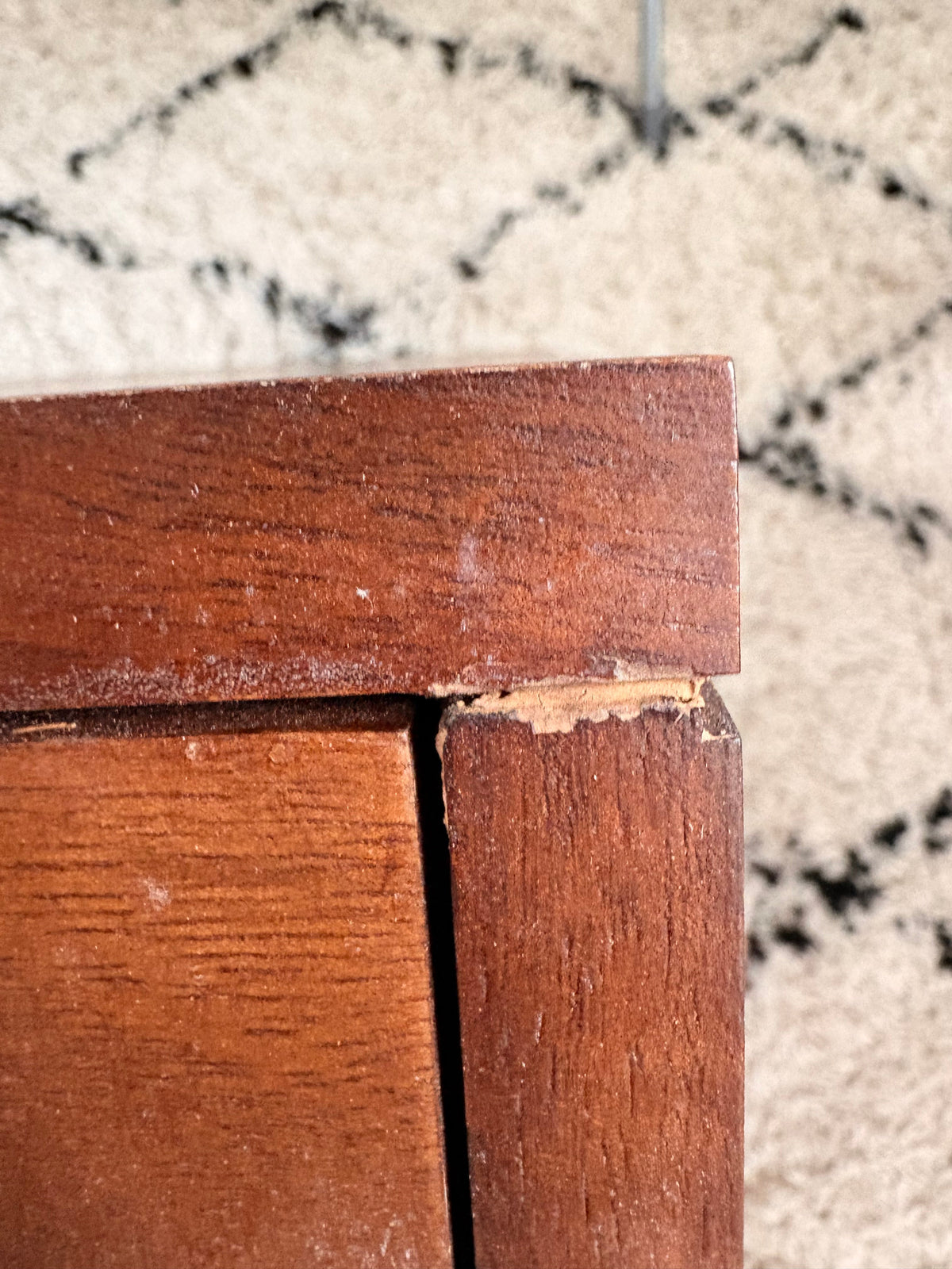 Scandinavian Walnut Oslo Bedside Table (Damaged) - Image 3