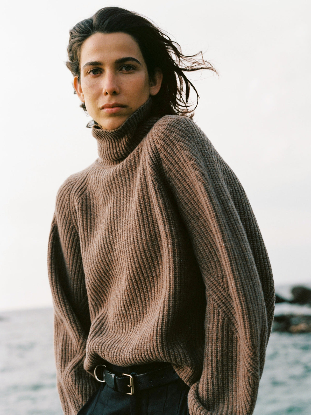 Women's Amy Powney + Finisterre Fisherman Rib Roll Neck Jumper - Image 2
