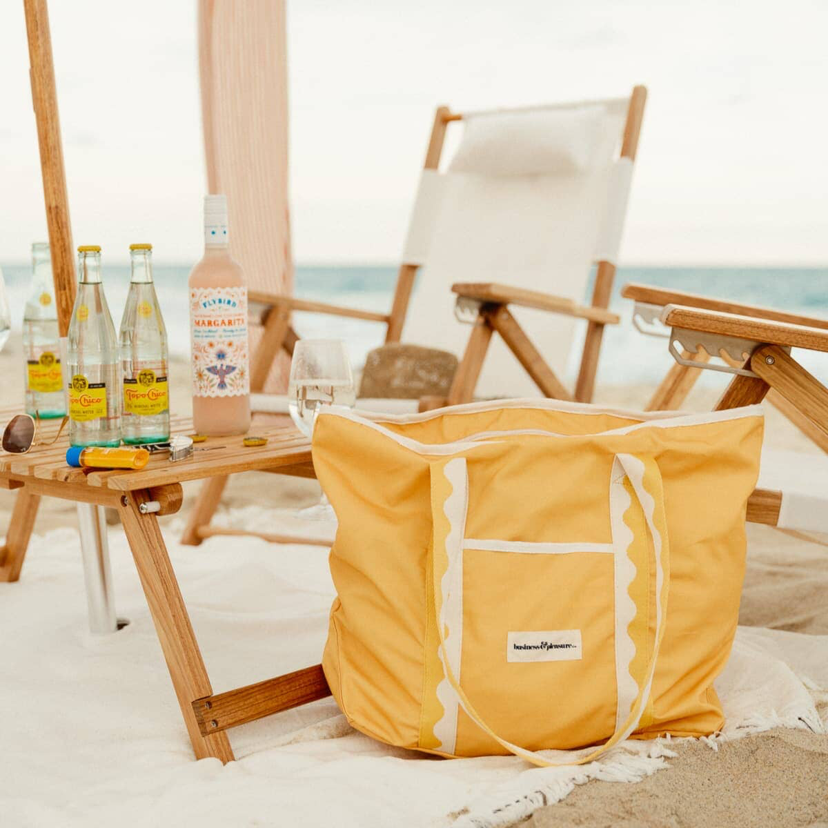 The Beach Bag - Image 2