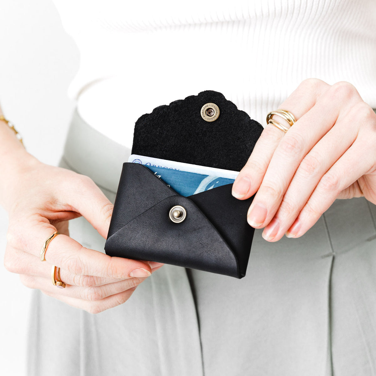 Mini Daisy Wallet - Image 113
