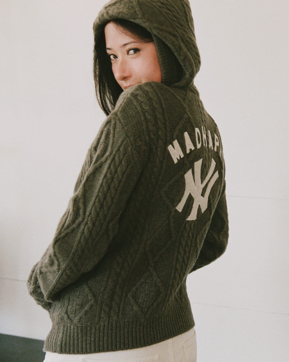 Yankees Cable Knit Hoodie - Image 4