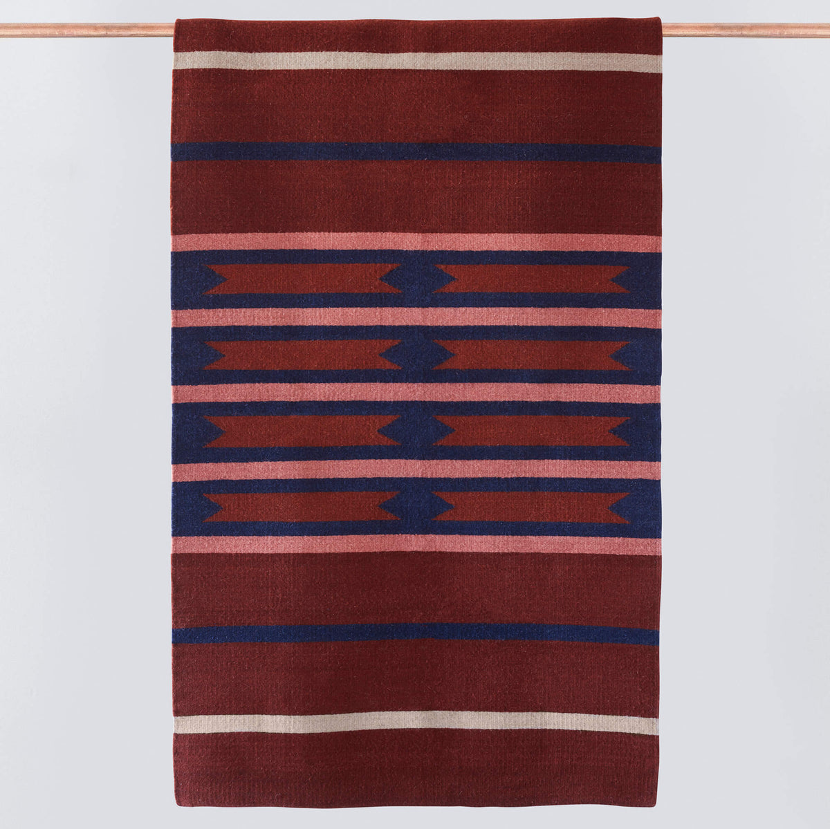 Bandera Handwoven Accent Rug - Rust
