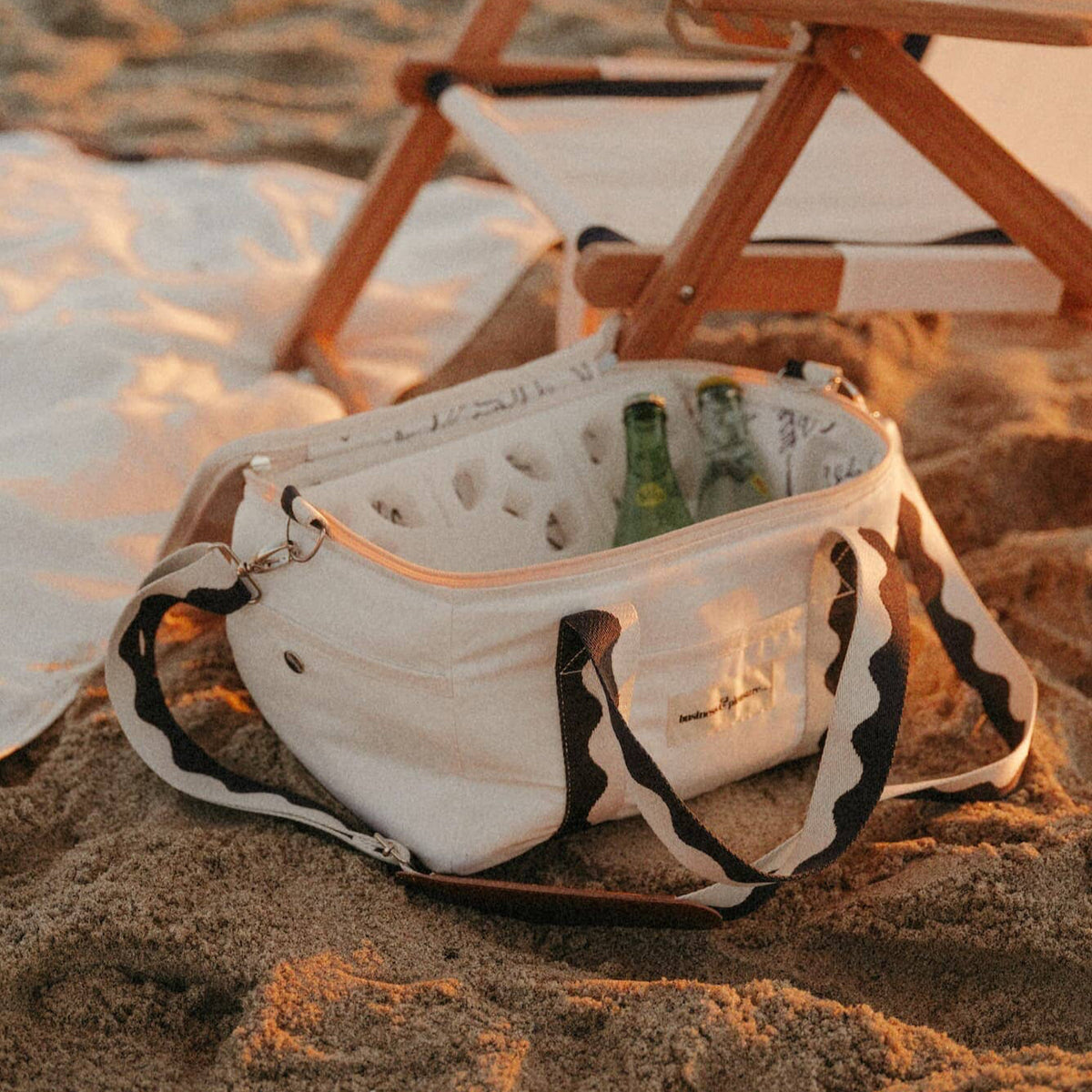 The Premium Cooler Bag - Image 2