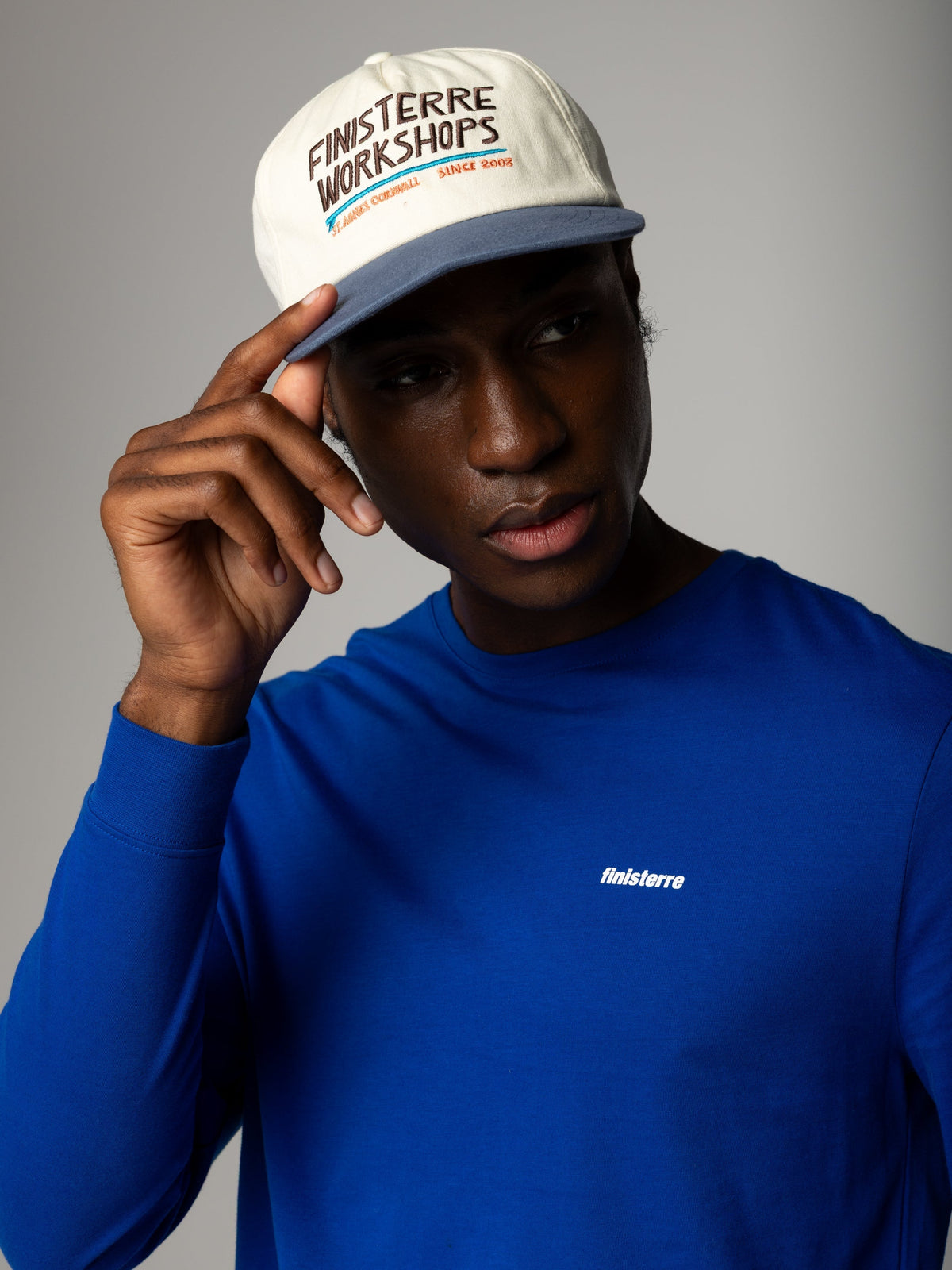 Men's Harlyn Logo Long Sleeve T-shirt - Image 7