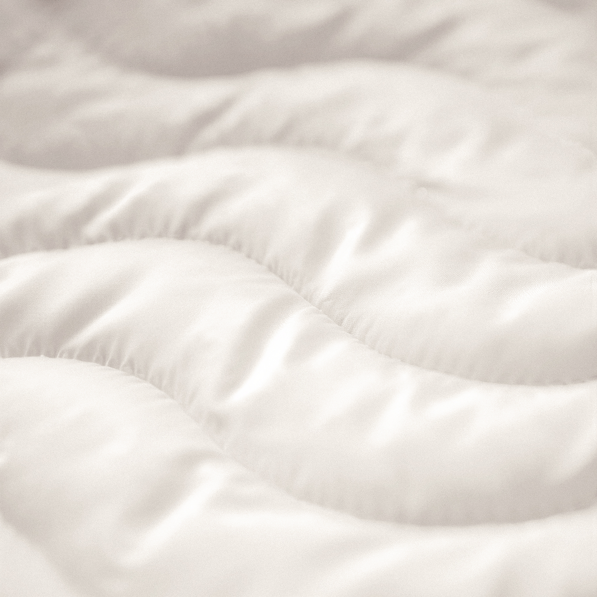 Breeze Comforter - Image 4