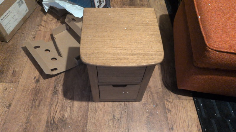 Norway Narrow Oak Bedside Table (Damaged) - Image 9
