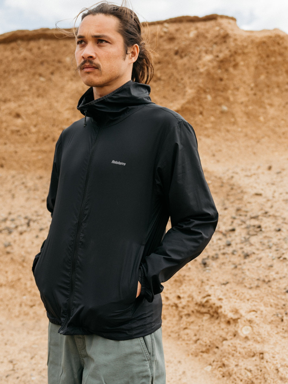 Men's Forecast Windbreaker Jacket - Image 2