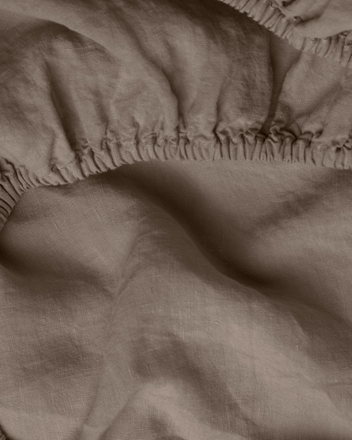 Linen Fitted Sheet (Warm Grey) - Image 3
