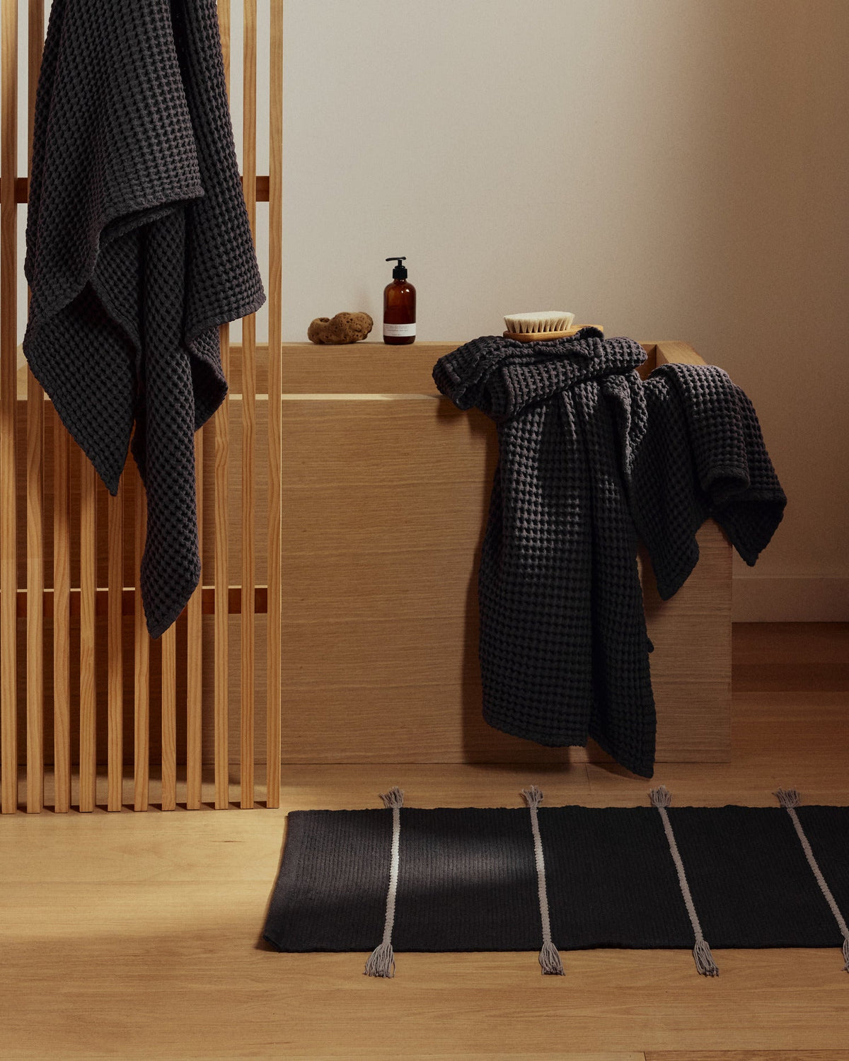 6+6 Waffle Bath Bundle - Onyx - Image 5