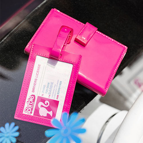 The Passport & Luggage Tag Set in Barbie™ Pink - Image 9