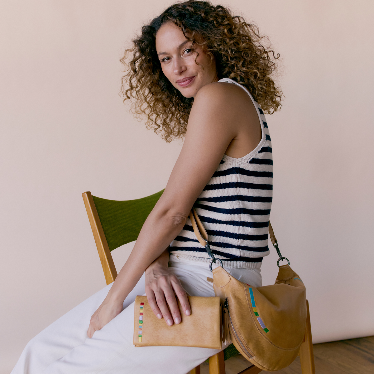 Haven Leather Sling Bag - Image 7