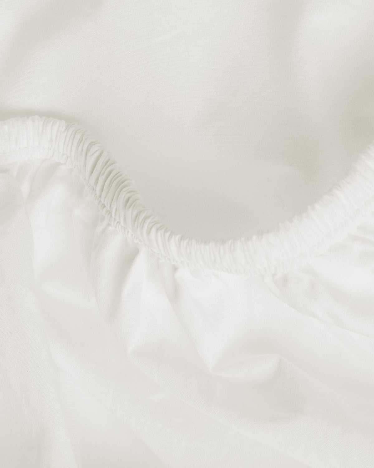 Percale Fitted Sheet (Cream) - Image 3