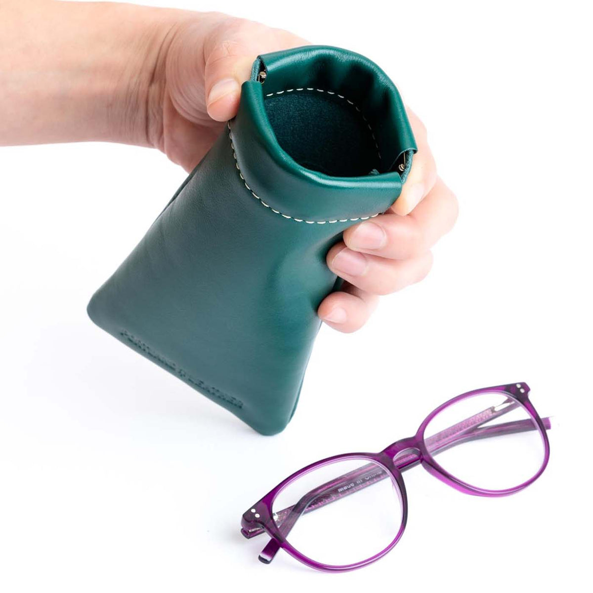 Squeeze Eyeglass Case - Peacock