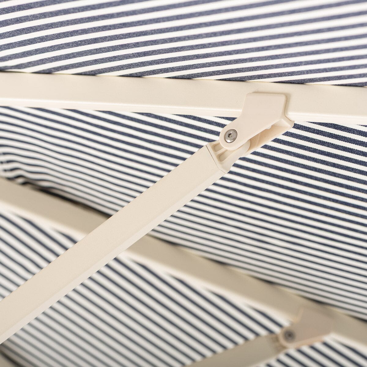 The Terrace Umbrella - Image 6