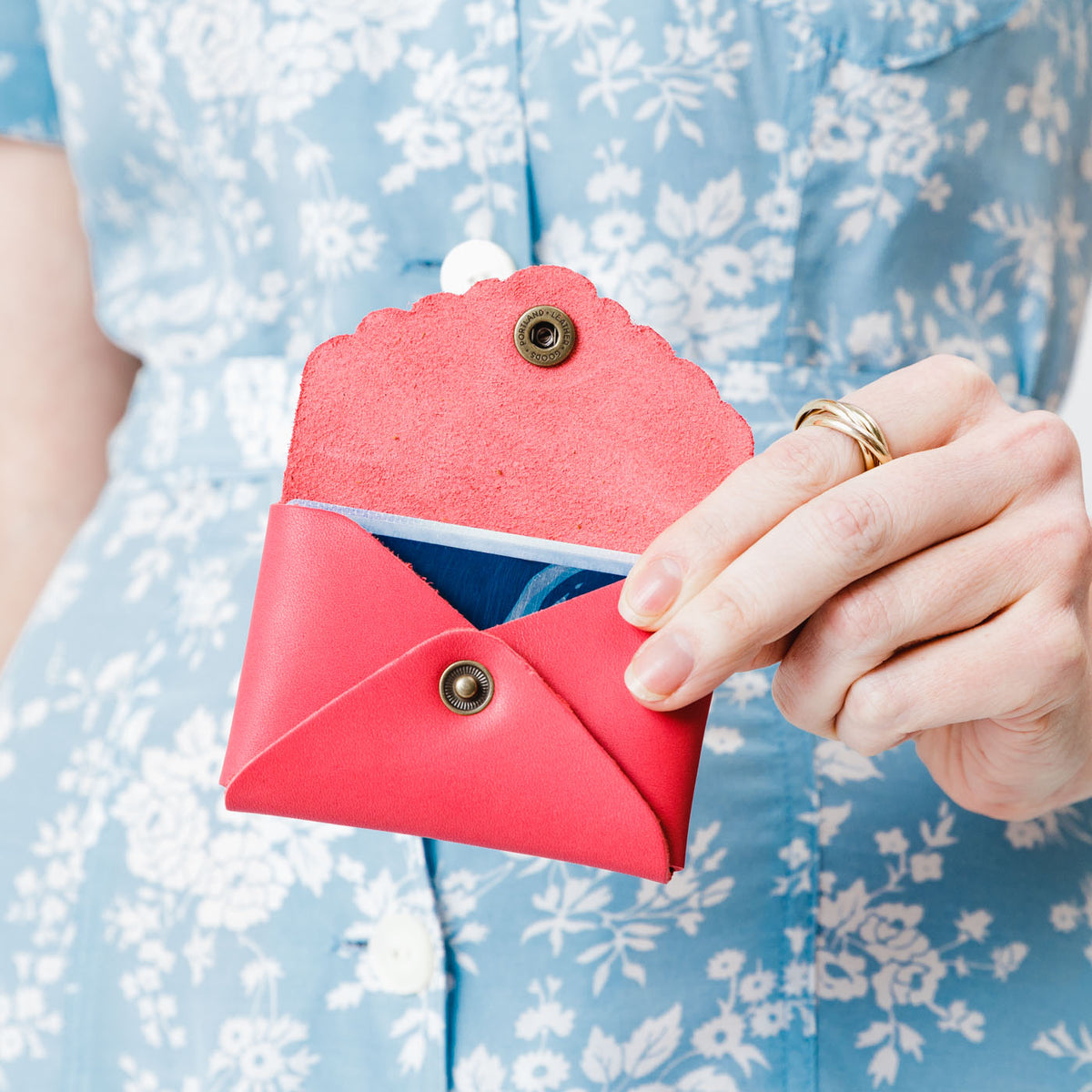 Mini Daisy Wallet - Image 130